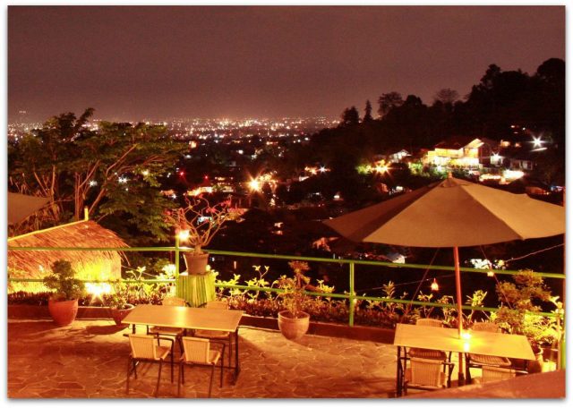 The peak restoran romantis bandung