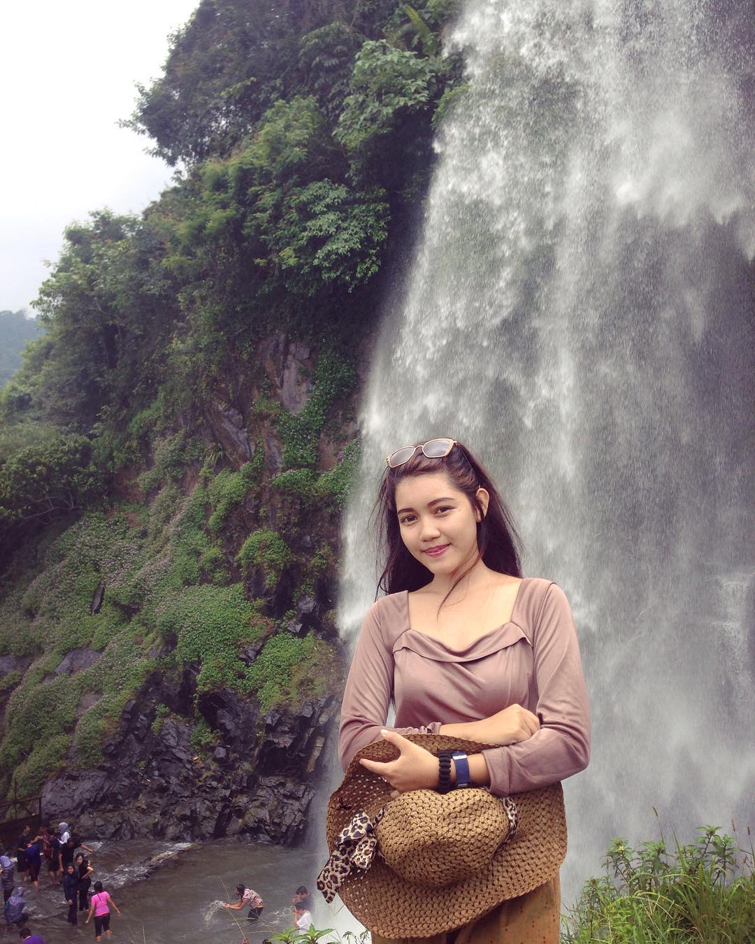 Air terjun bidadari sentul