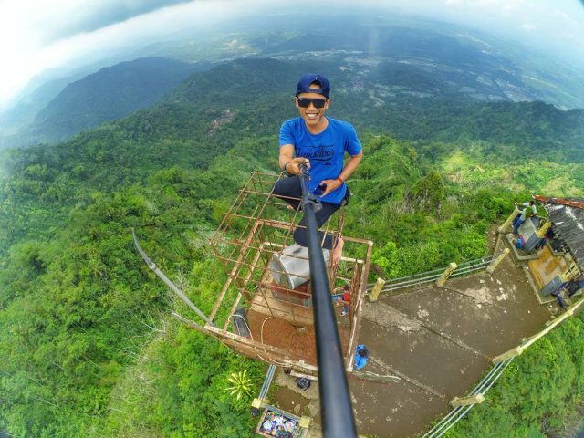 Puncak suroloyo yang indah