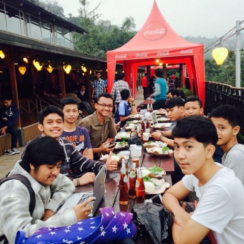 Detuik cafe bandung